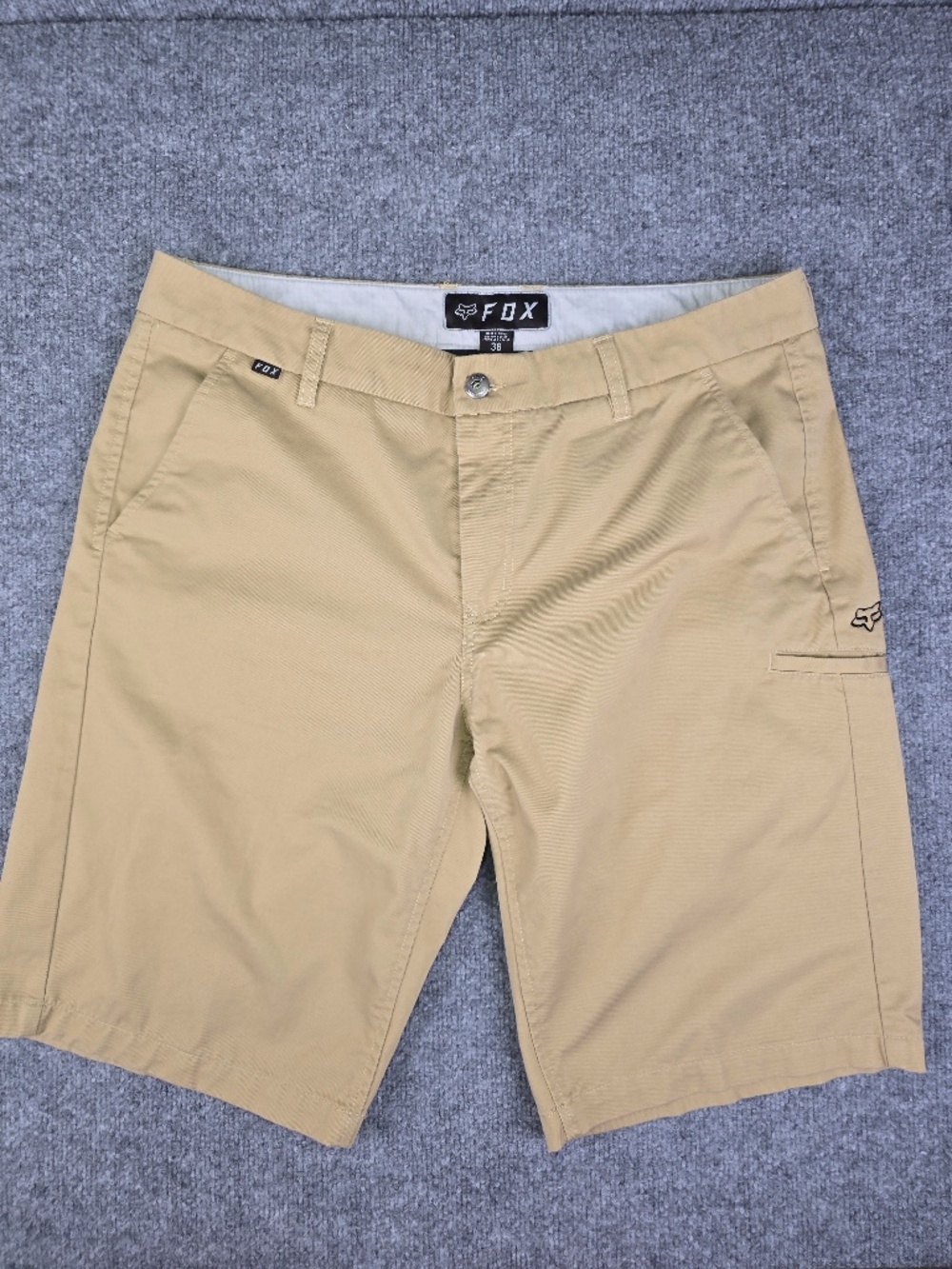 Fox Racing Men's Essex Chino Shorts Khaki Tan Size 36 (Measures 37”)